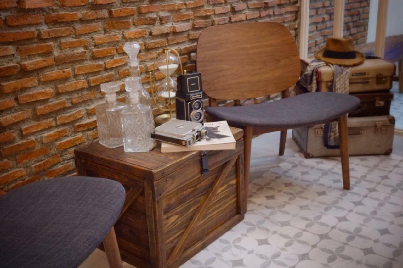 Hide And Seek Boutique Hometel Bangkok Dış mekan fotoğraf